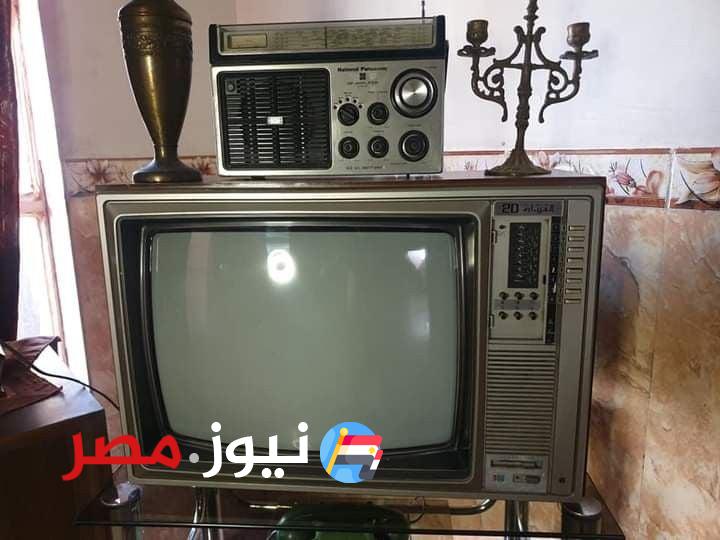 هتلعب معاك وهتركب عربية"..كنز كبير داخل التلفزيون القديم ...