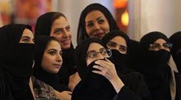 القيامة شكلها هتقوم خلاص… هذه الدولة هي البلد العربي الأول الذي يسمح للنساء بالزواج مرتين أو أكث.