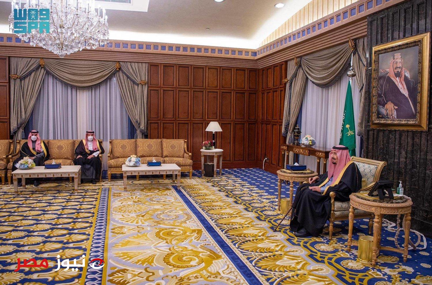 أدى العديد من سفراء السعودية الجدد لدى عدد من الدول القسم أمام خادم الحرمين الشريفين الملك سلمان بن عبد العزيز وذلك في قصر عرقة بالرياض